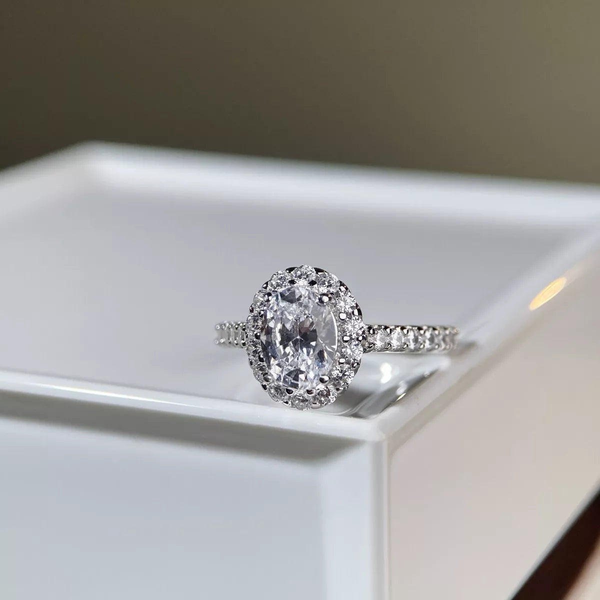 1.5 Carat Moissanite 925 Sterling Silver Oval Ring