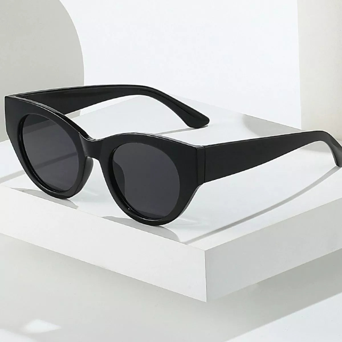 Vintage Cat-Eye Sunglasses - Lilixa.store