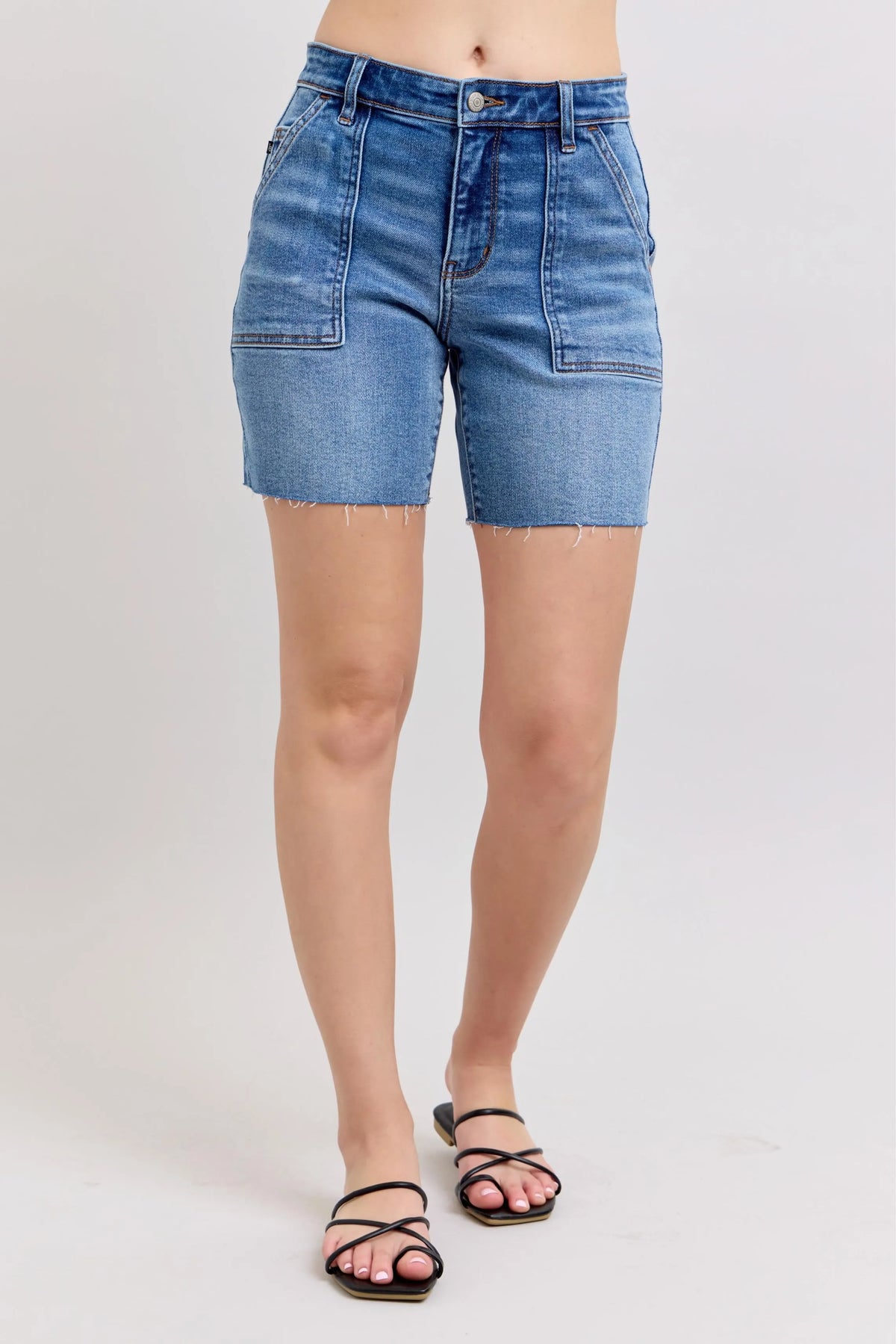 Judy Blue Full Size Mid Rise Bermudas Denim Shorts W/ Back Flap Pockets Plus Size - Lilixa.store