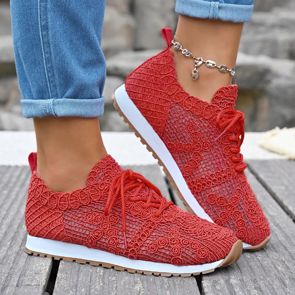 Round Toe Lace Up Sneakers - Lilixa.store