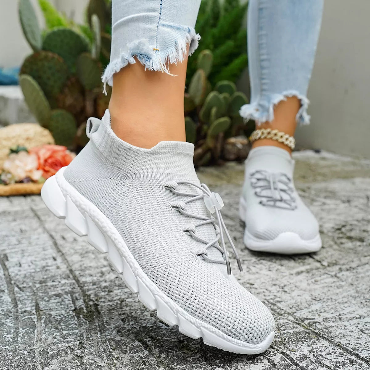 Round Toe Lace Up Sneakers