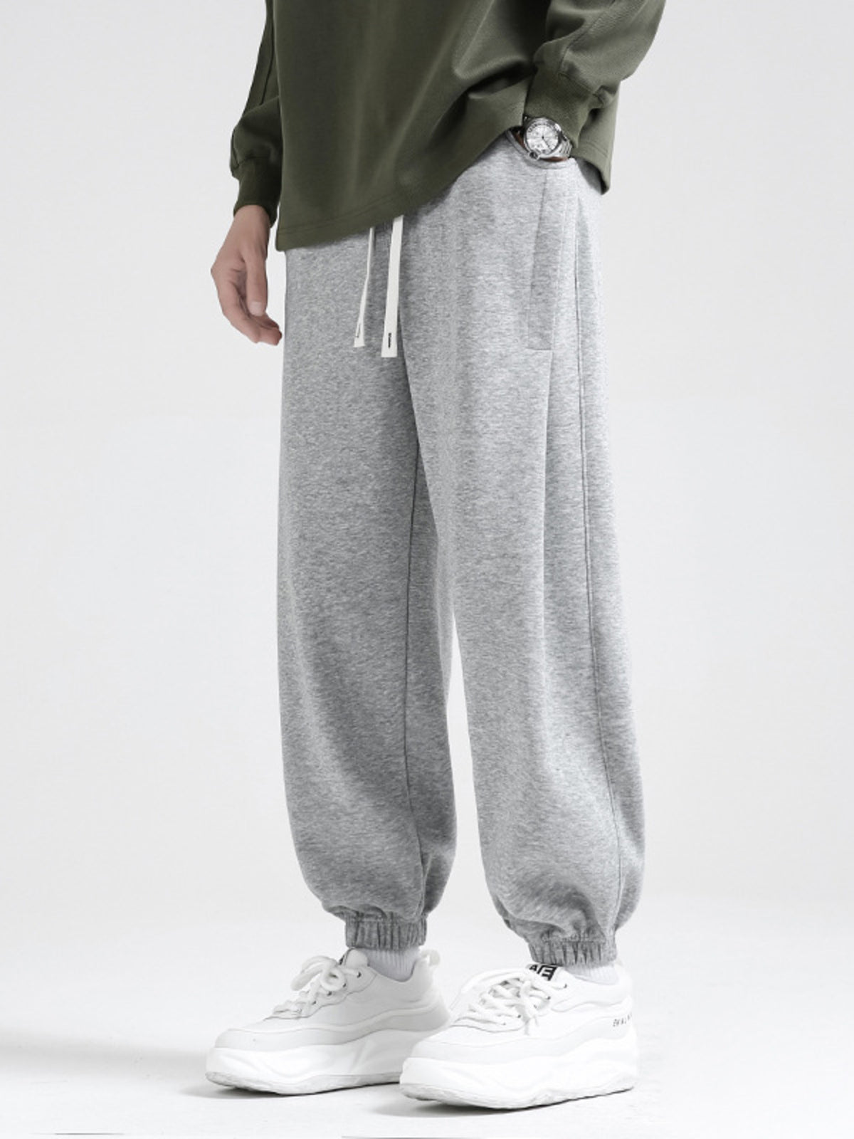 Men's Plus Size Drawstring Loose Fit Joggers in Light Gray