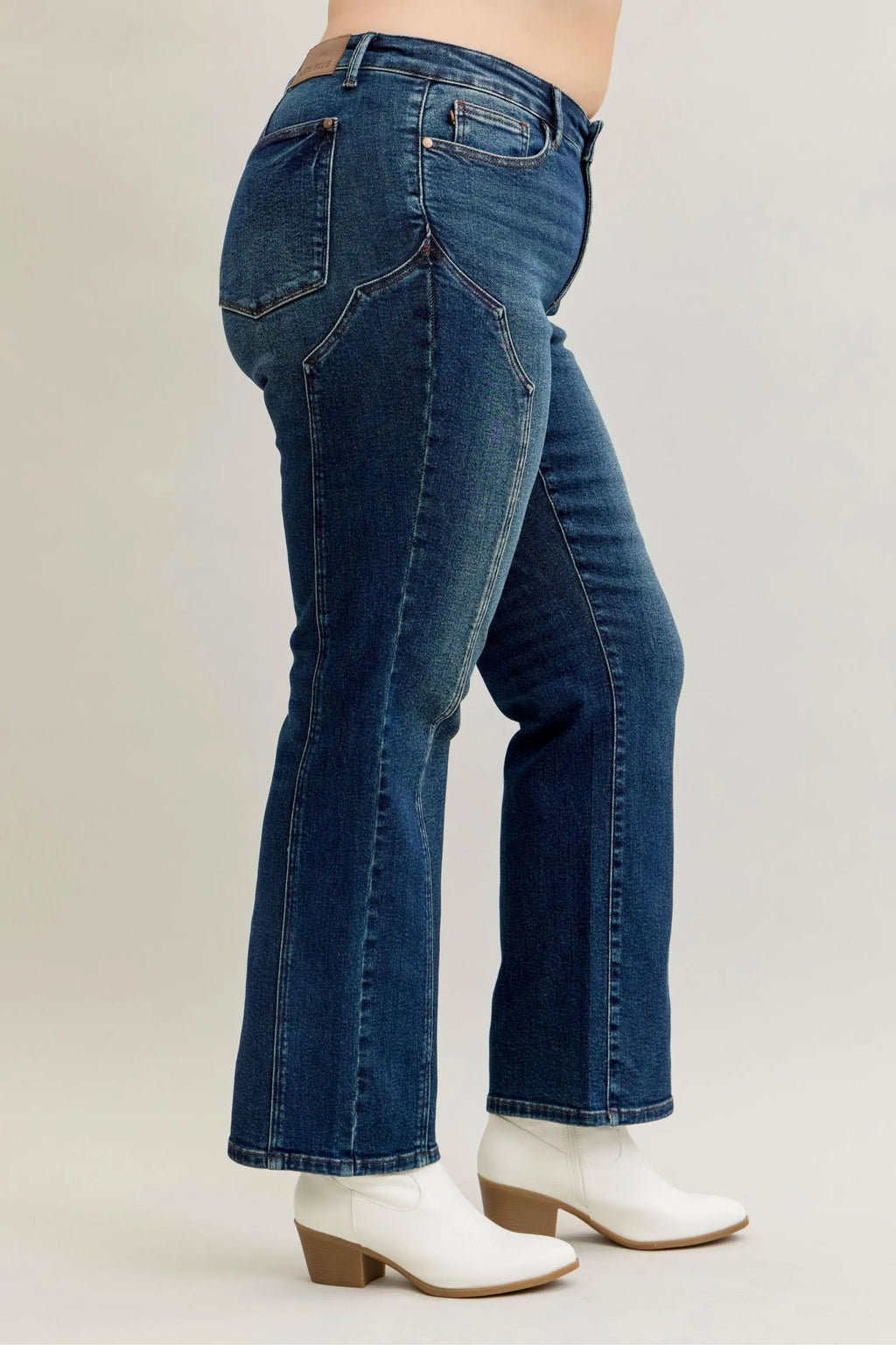 Judy Blue Full Size Seam Detail Straight Leg Jeans Plus Size - Lilixa.store