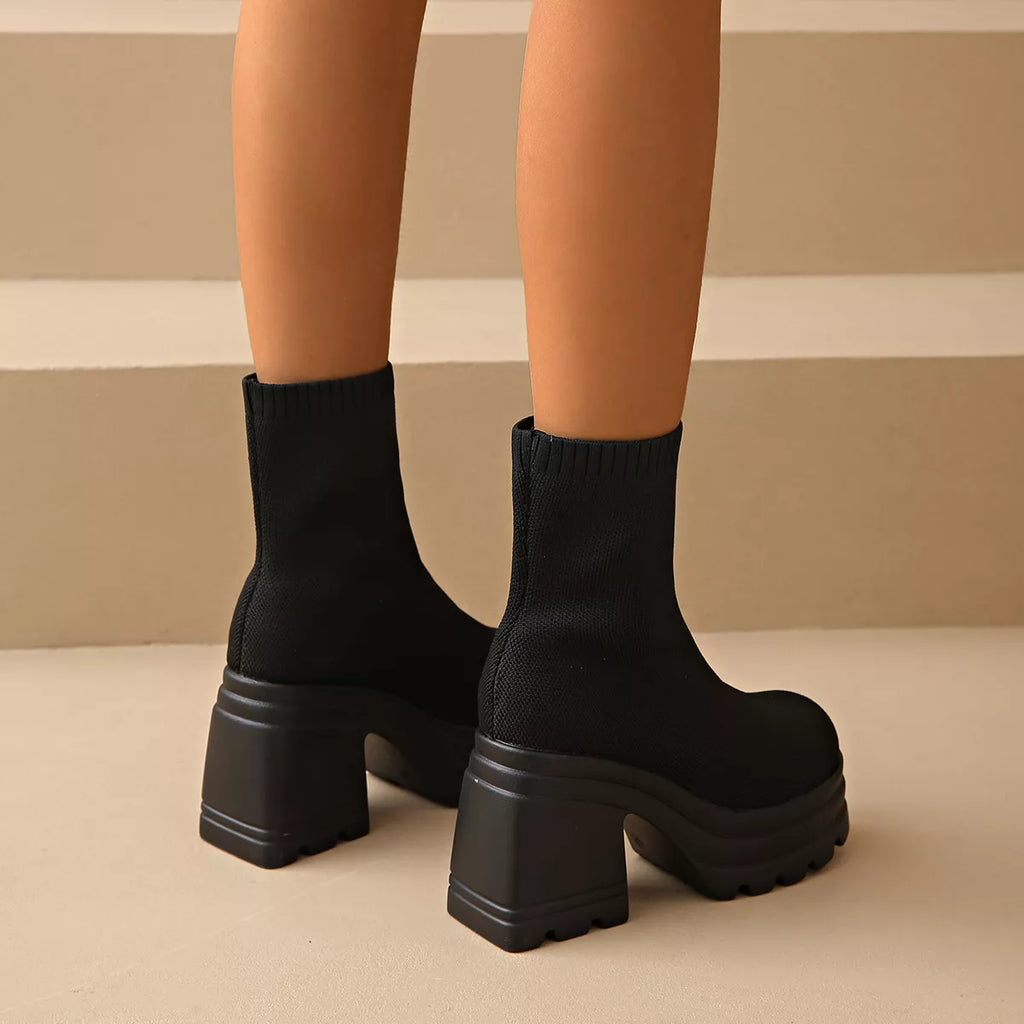 Round Toe Block Heels Boots in Black, view 4