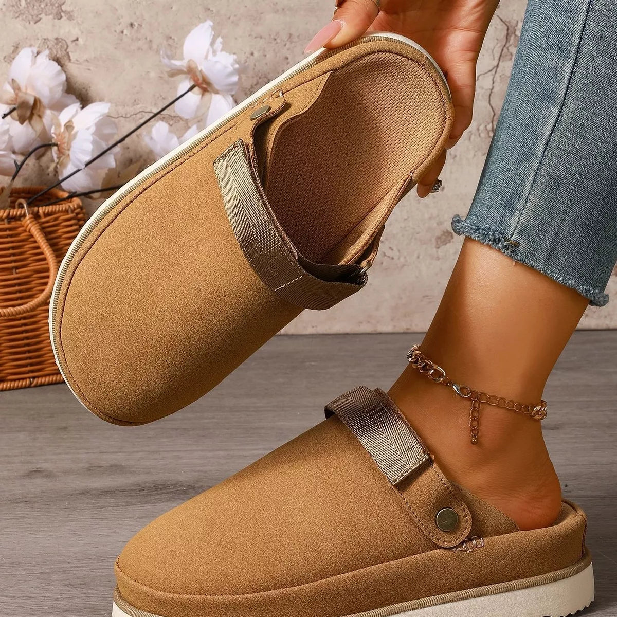 Round Toe Platform Slippers - Lilixa.store