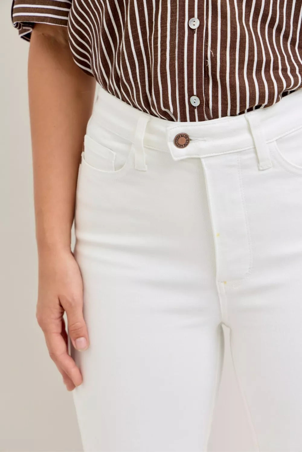 Judy Blue High Waist Extended Waistband Capri Pants with Spade Pockets - Lilixa.store