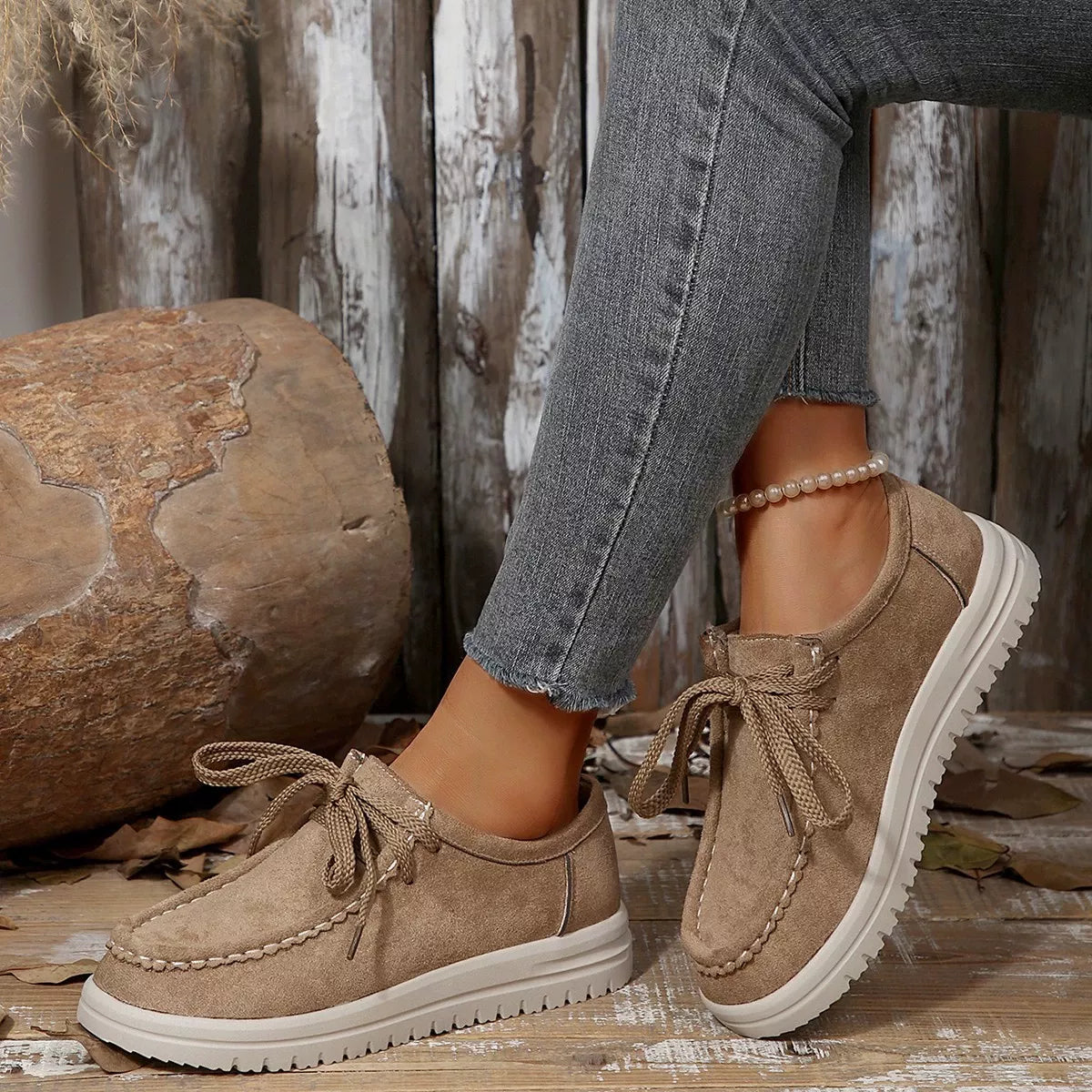 Lace-Up Round Toe Loafers in Khaki