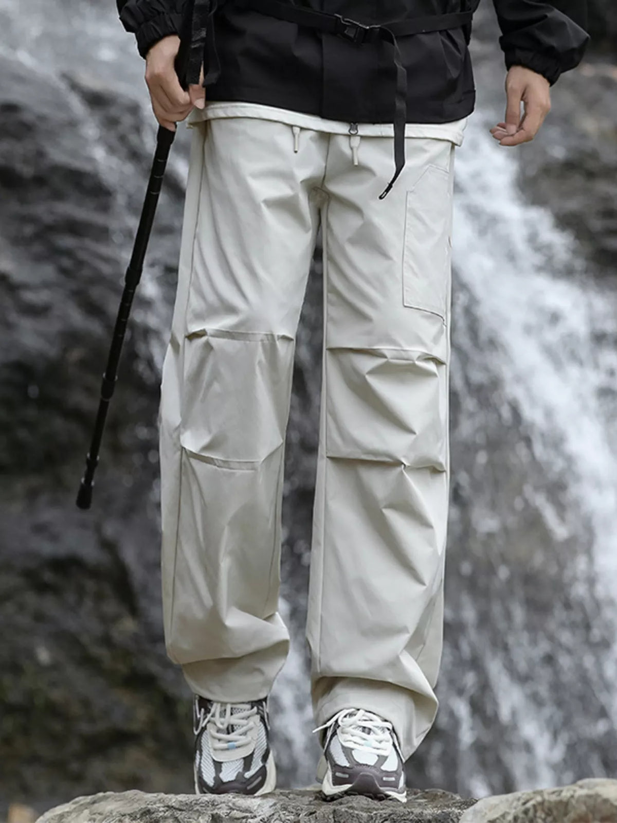 Men's Plus Size Loose Fit Multi-Pocket Cargo Pants in Apricot