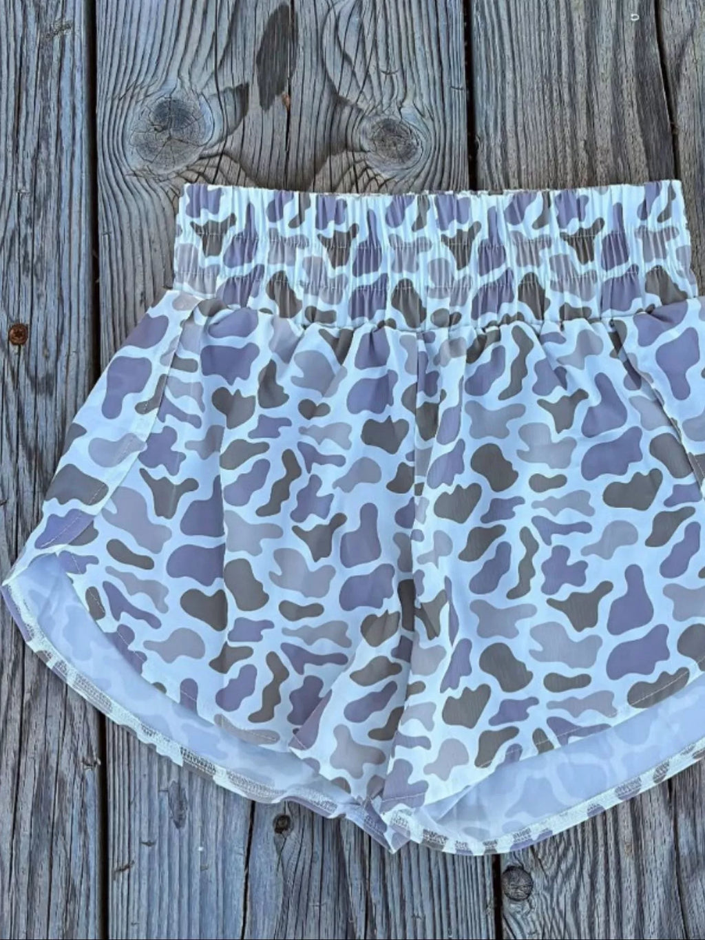 Camo Print Elastic Waist Shorts - Lilixa.store