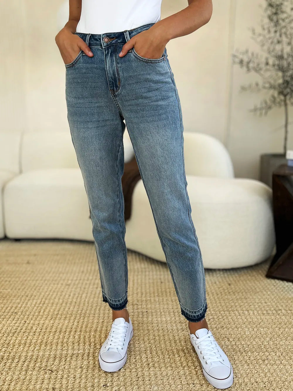 Judy Blue Full Size Mid Rise Rigid Magic Release Hem Jeans - Lilixa.store