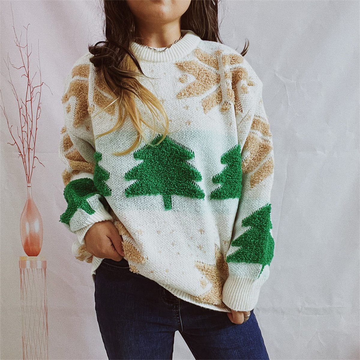 Snowflake Round Neck Long Sleeve Sweater in Cream