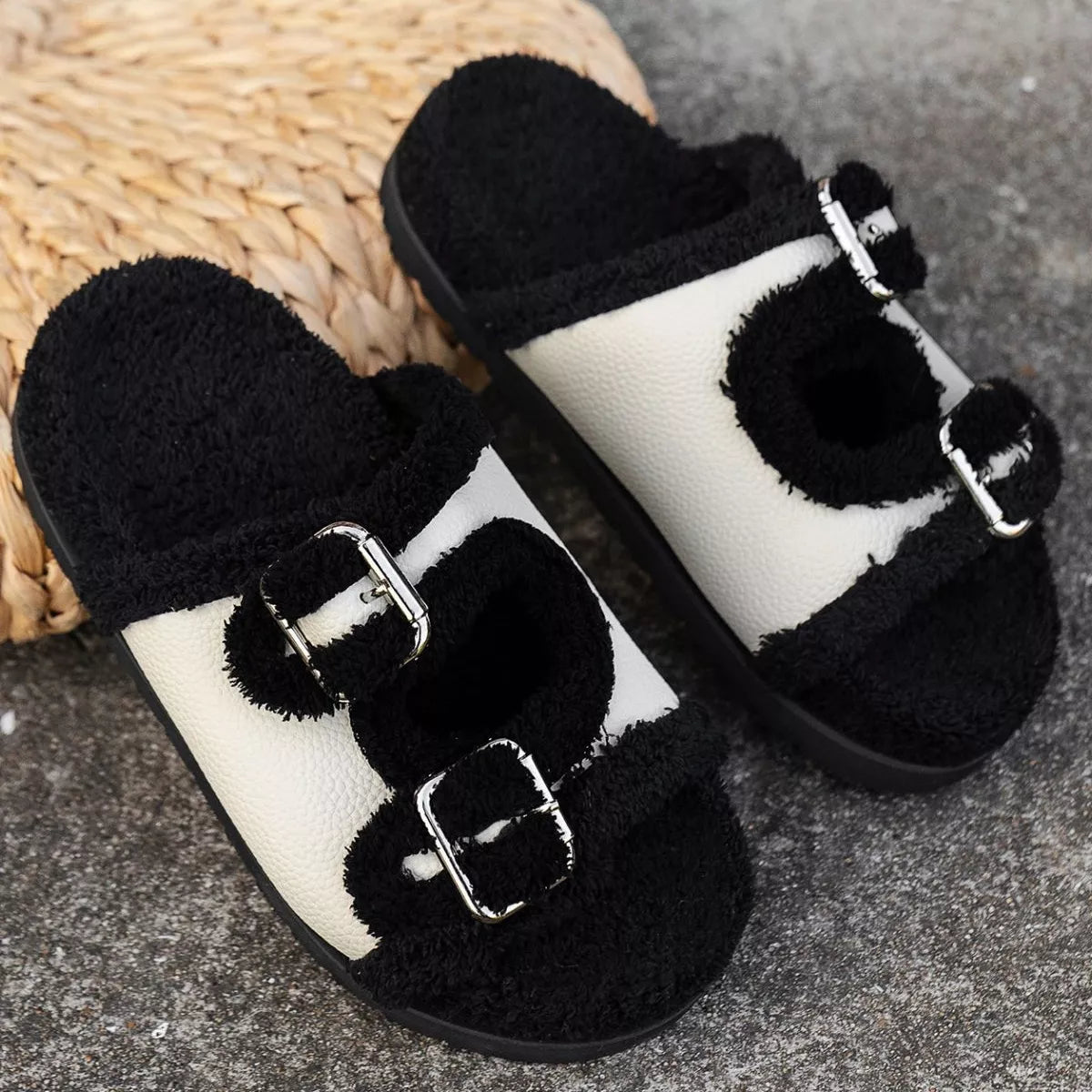 Buckle Decor Plush Lined Platform Slippers - Lilixa.store
