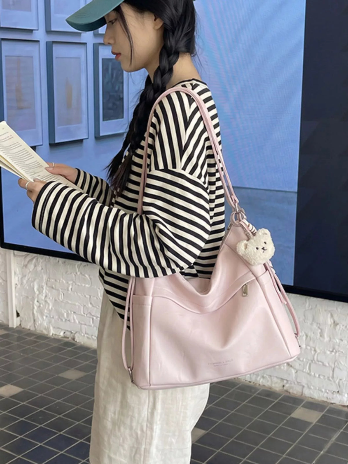 Adjustable Strap Leather Shoulder Bag - Lilixa.store