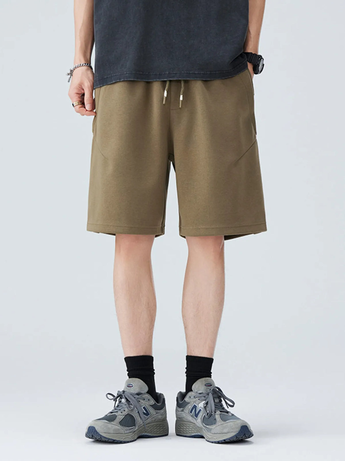 Men's Plus Size Drawstring Loose Fit Shorts in Khaki