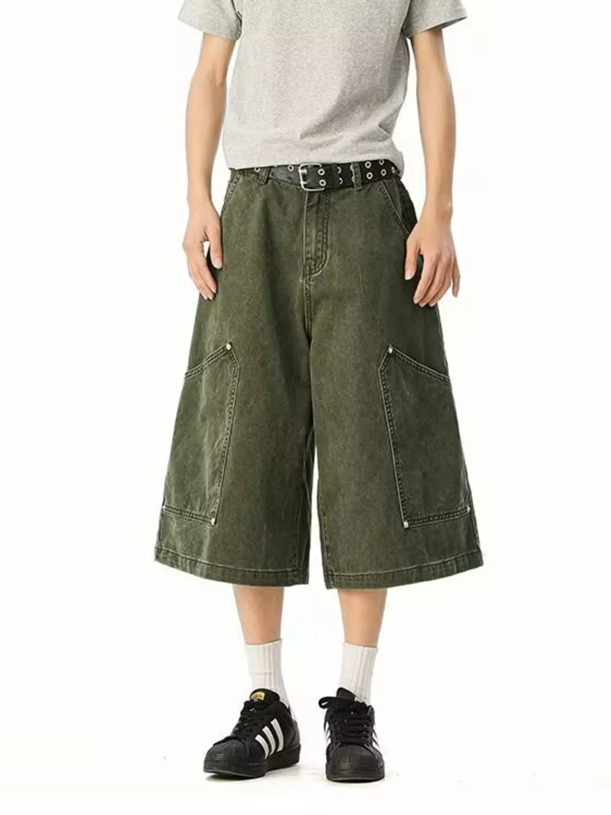 Men's Full Size Wide Leg Cropped Shorts Plus Size in Army Green