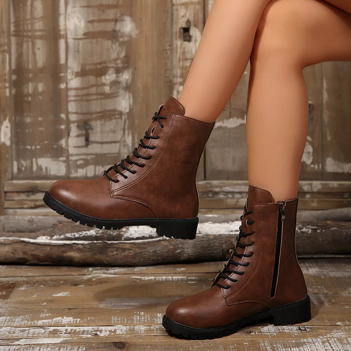 Round Toe Lace Up Boots