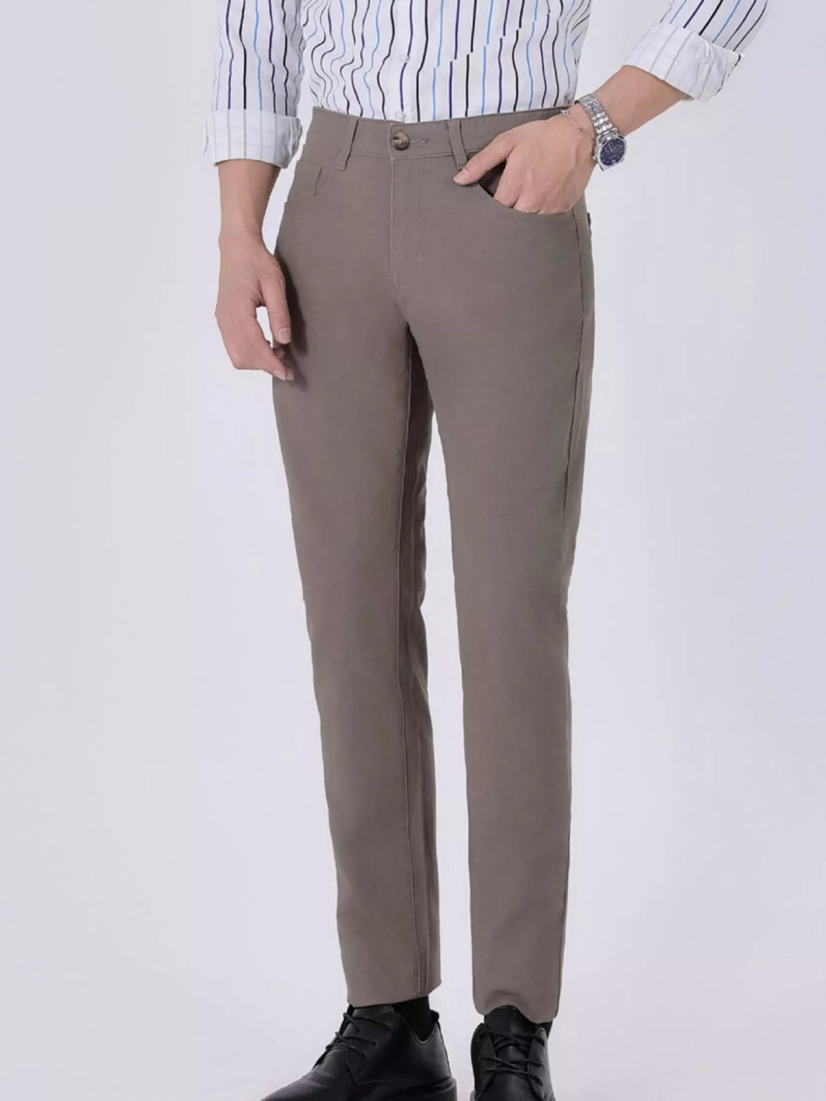 Men's Straight-Leg Casual Pants in Gray, view 3