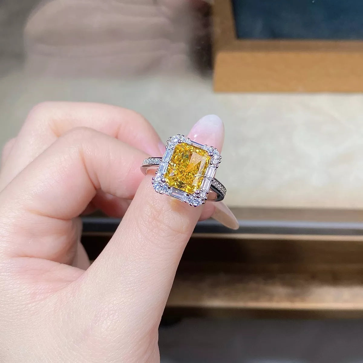 925 Sterling Silver Zircon Geometric Ring