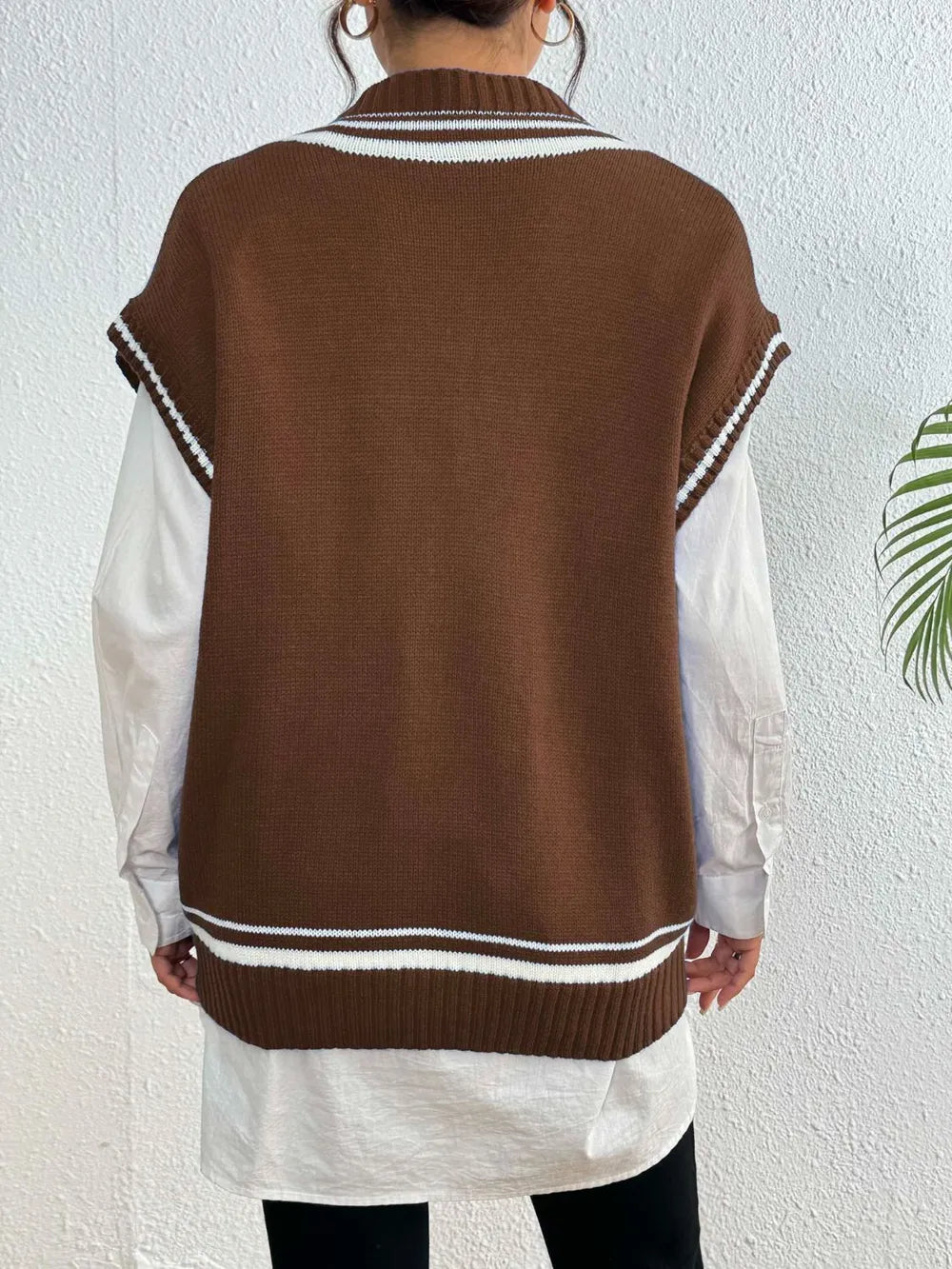 Contrast Trim V-Neck Sweater Vest, view 4