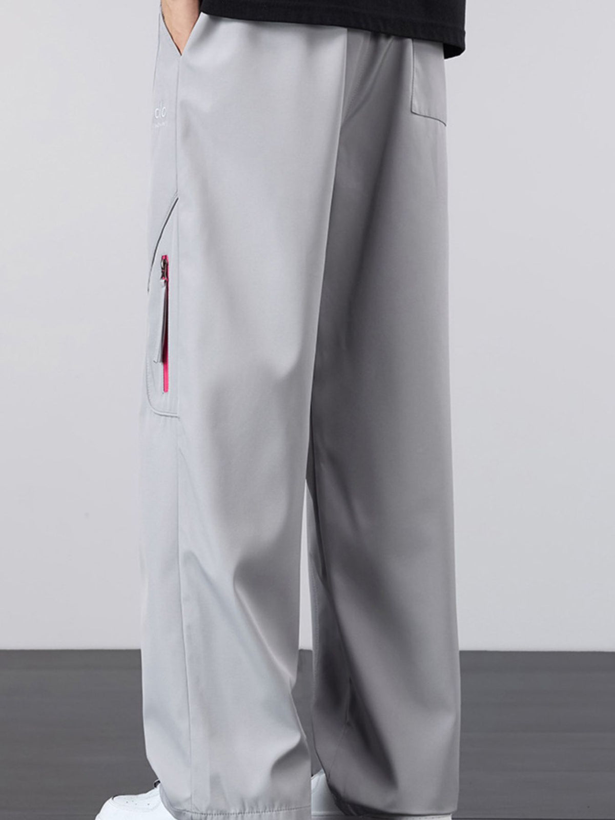 Men's Plus Size Loose Fit Cargo Pants with Zipper Pocket, view 5