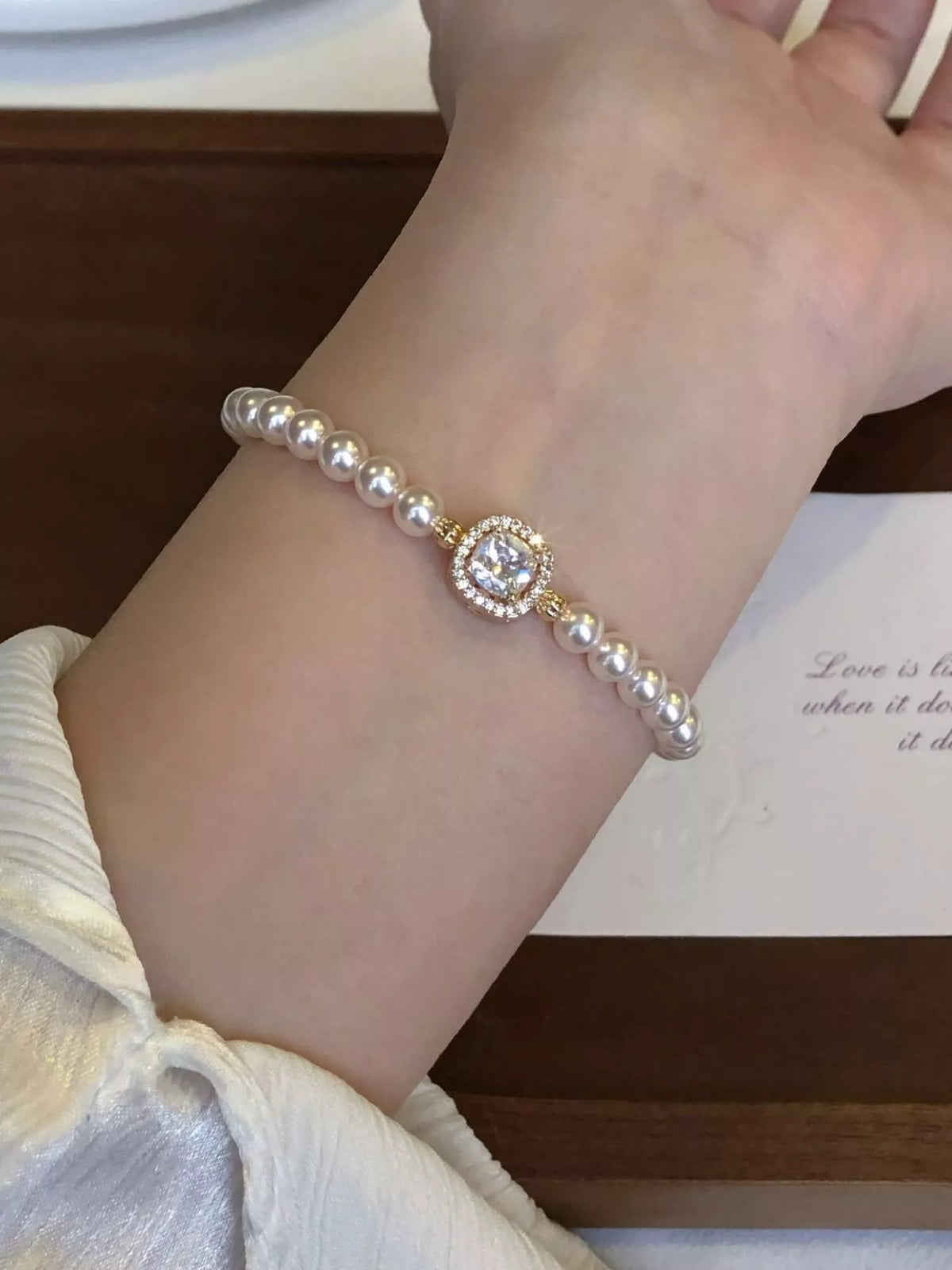 18K Gold-Plated Pearl Bracelet - Lilixa.store