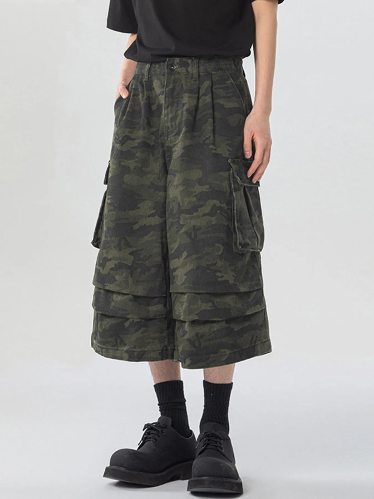 Men's Urban Camo Wide Leg Cargo Pants, view 3