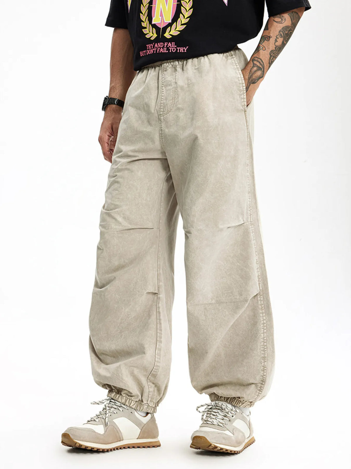 Men's Relaxed Fit Elastic Waist Pants