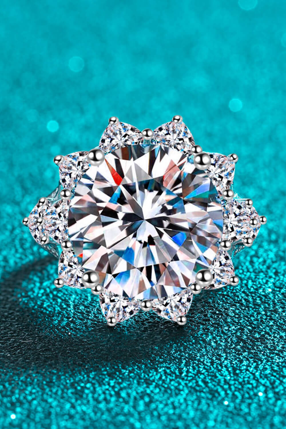 10 Carat Moissanite Flower-Shaped Ring - Lilixa.store