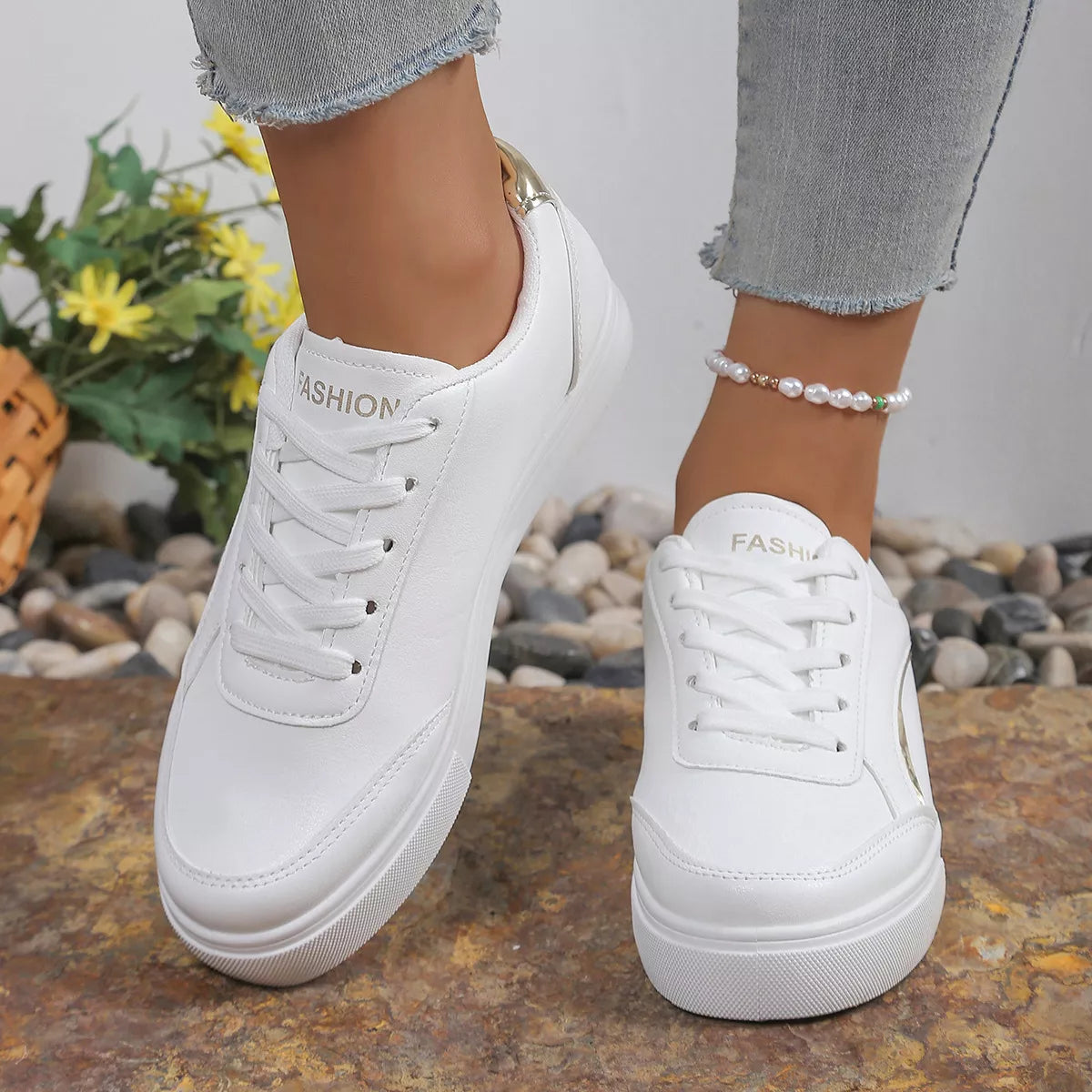 Round Toe Platform Sneakers - Lilixa.store
