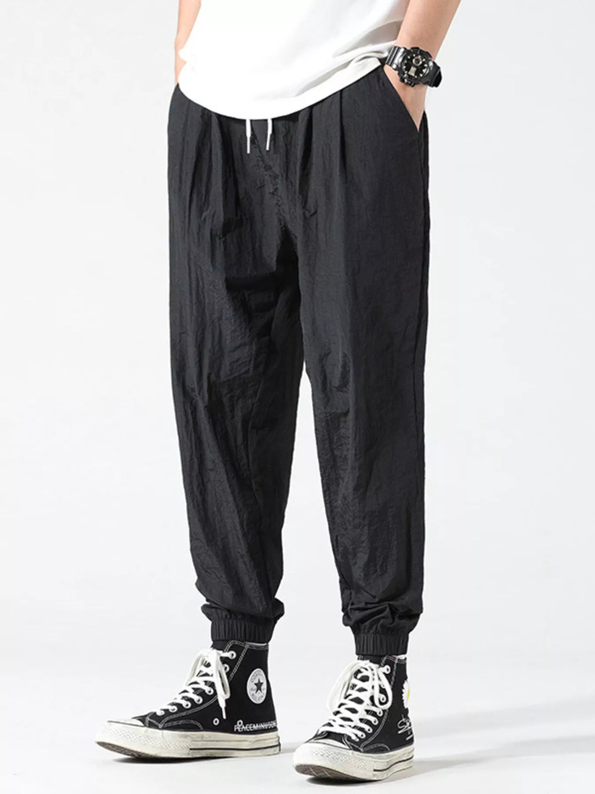 Men's Plus Size Drawstring Loose Fit Joggers in Black