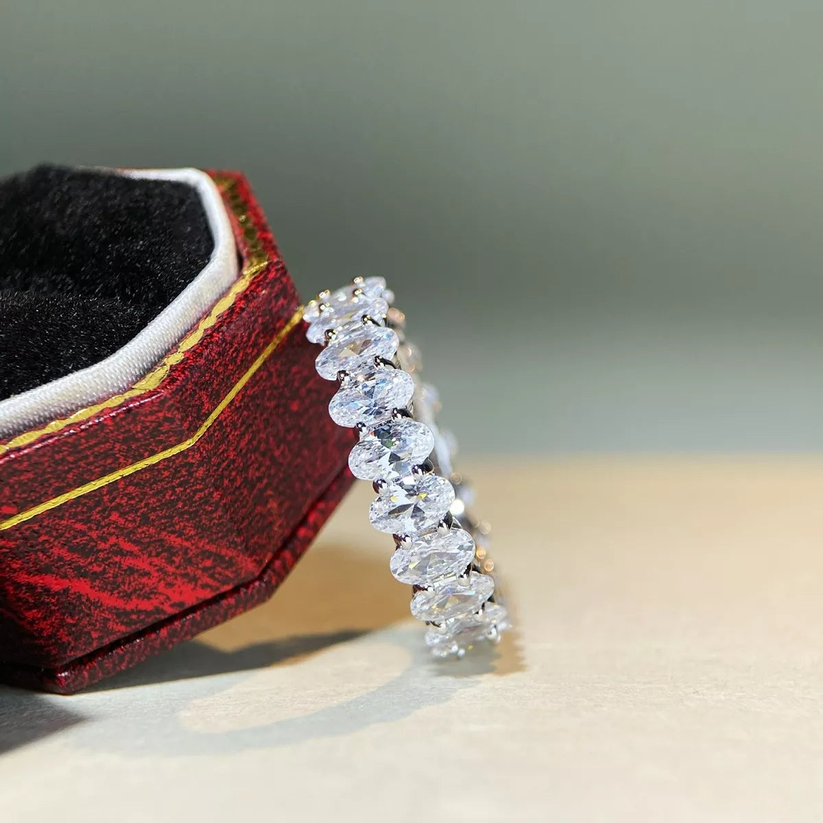 925 Sterling Silver Zircon Ring