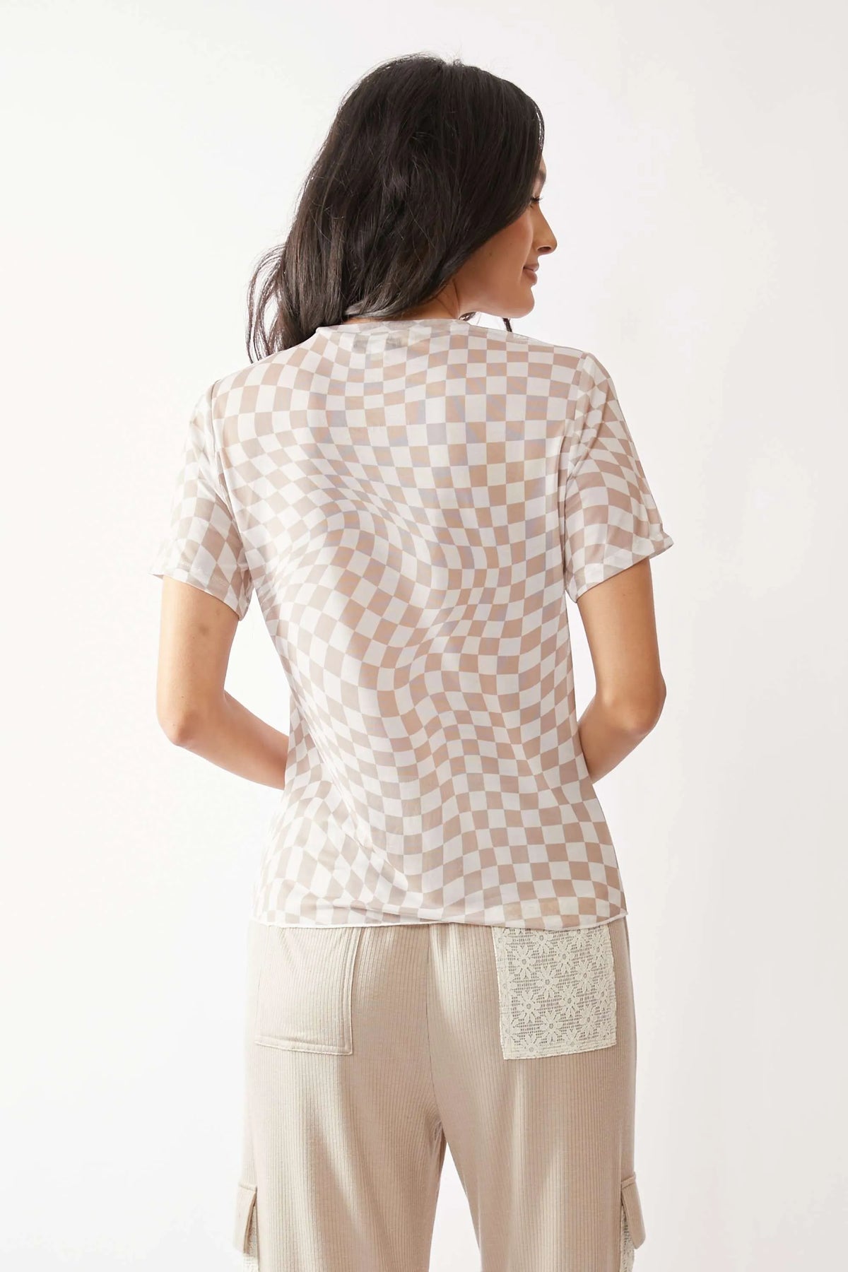 Davi & Dani Checker Board Printed Mesh Short Sleeve Top - Lilixa.store