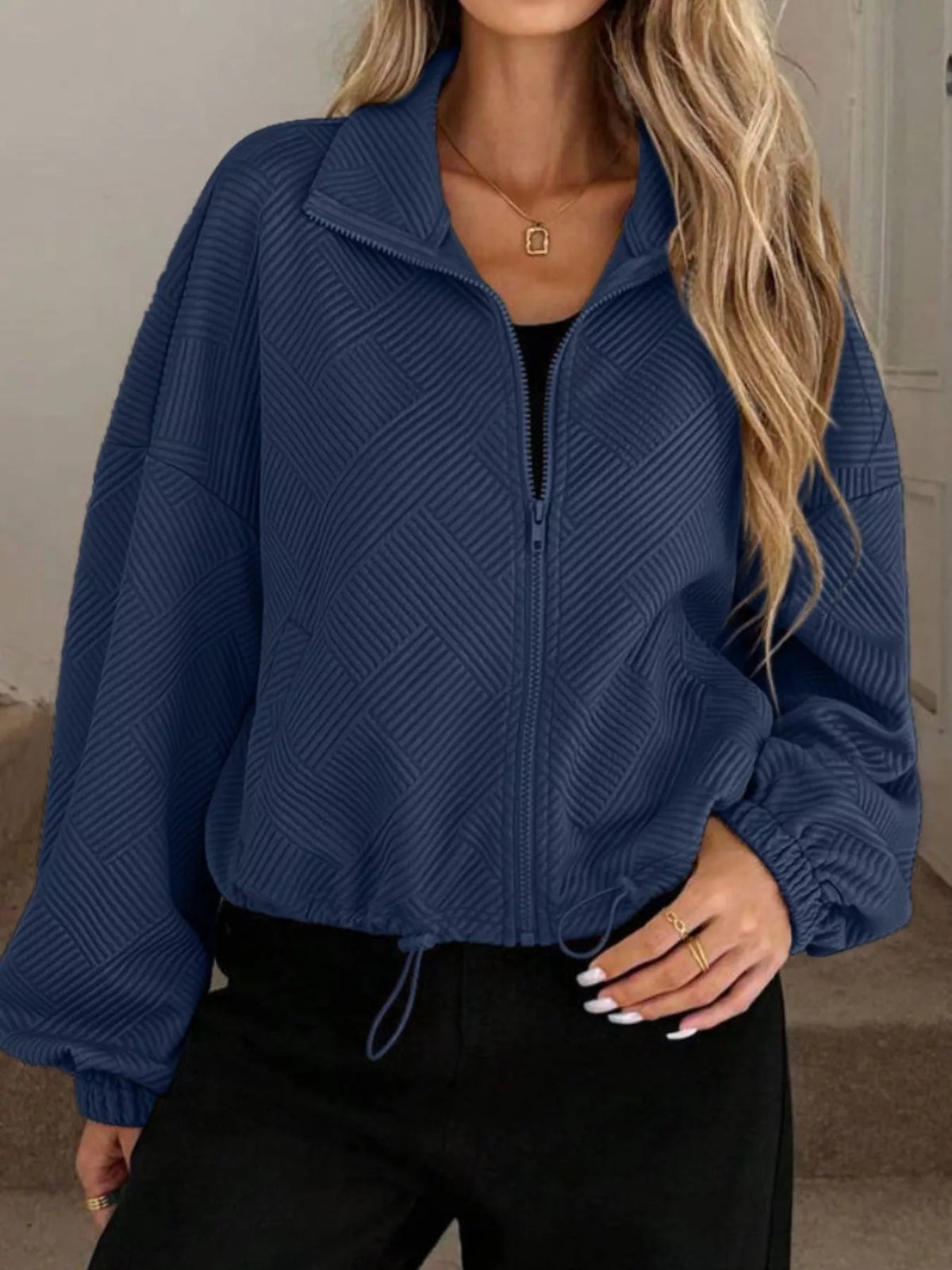 Textured Zip-Up Drawstring Hem Jacket in Navy
