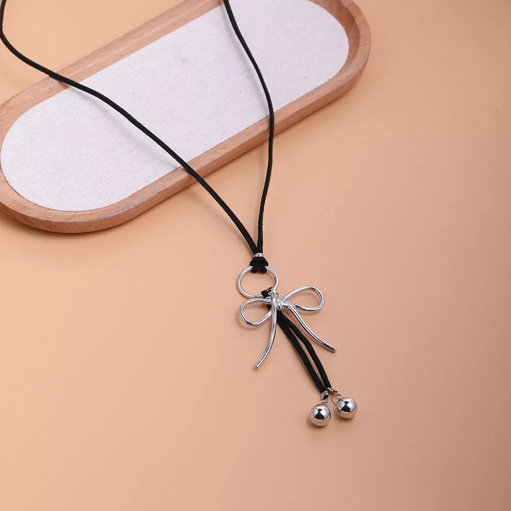 Elegant Bow Pendant Necklace in Silver, view 5