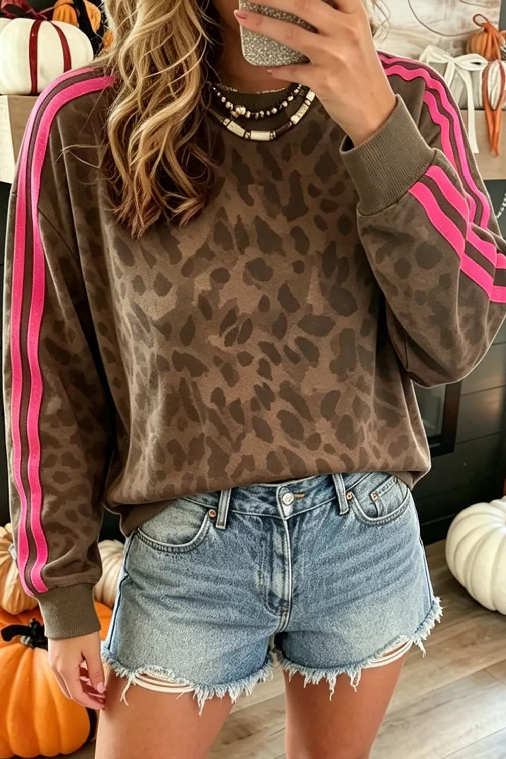 Side Stripes Leopard Round Neck Sweatshirt - Lilixa.store