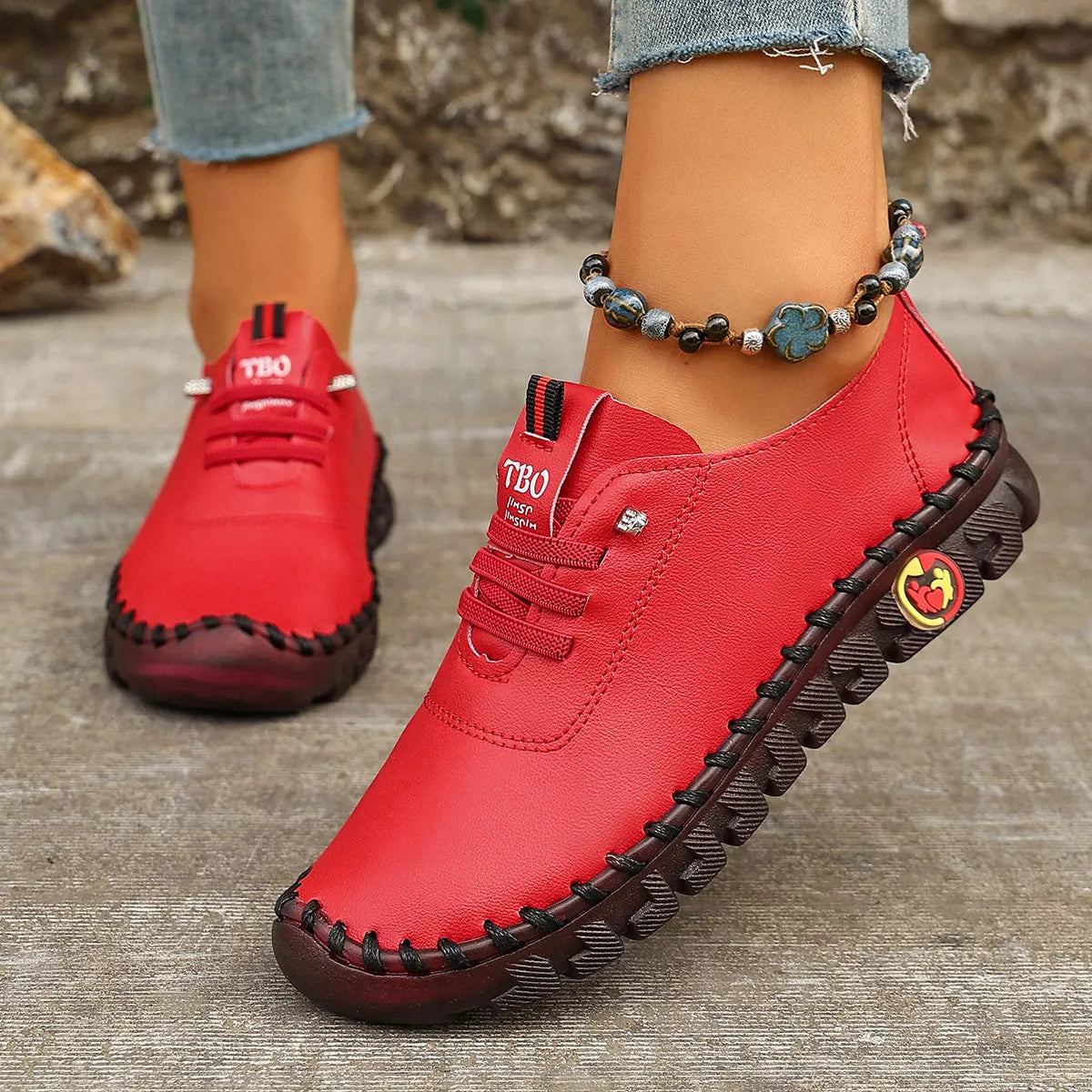 Round Toe Lace Up Sneakers - Lilixa.store