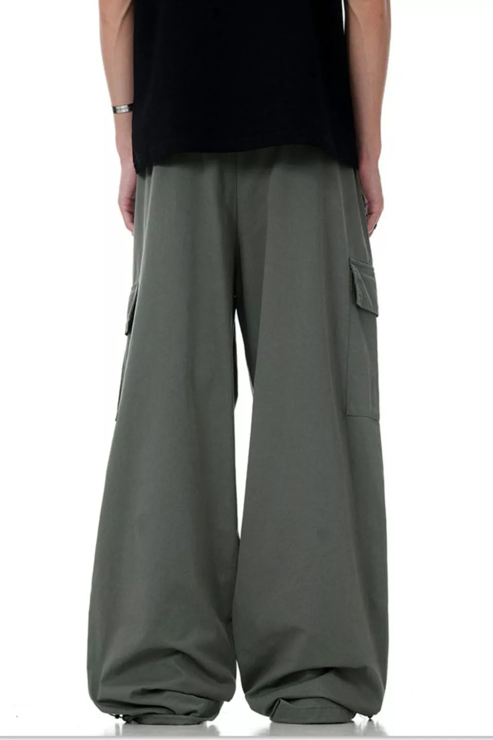 Men's Loose Fit Cargo Pants in Greyish Green, view 3