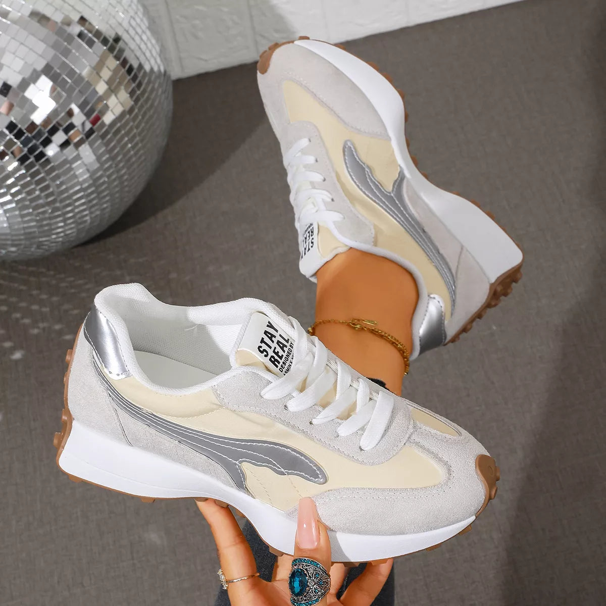 Round Toe Lace Up Sneakers