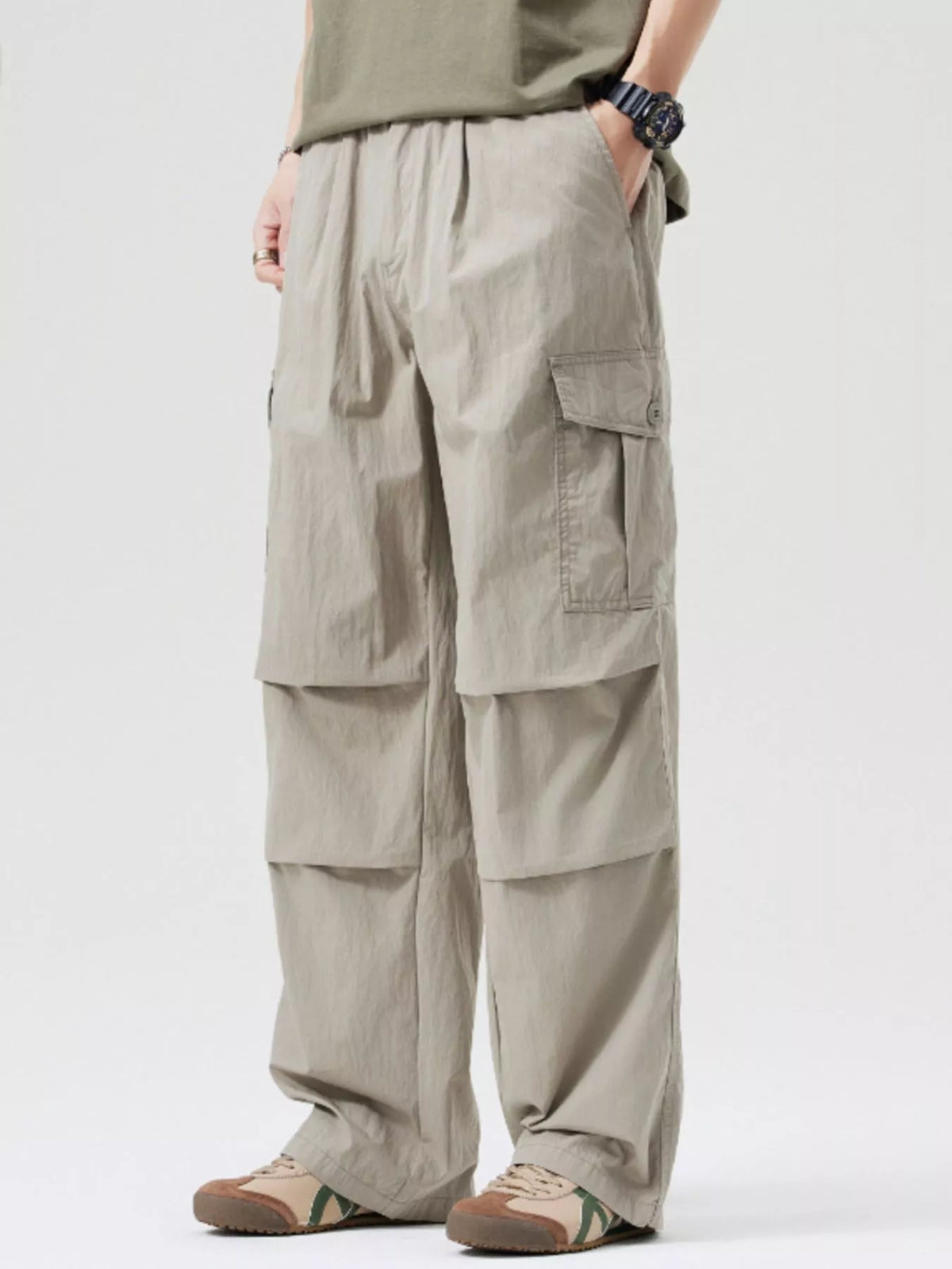 Men's Full Size Loose Fit Cargo Pants Plus Size in Light Gray
