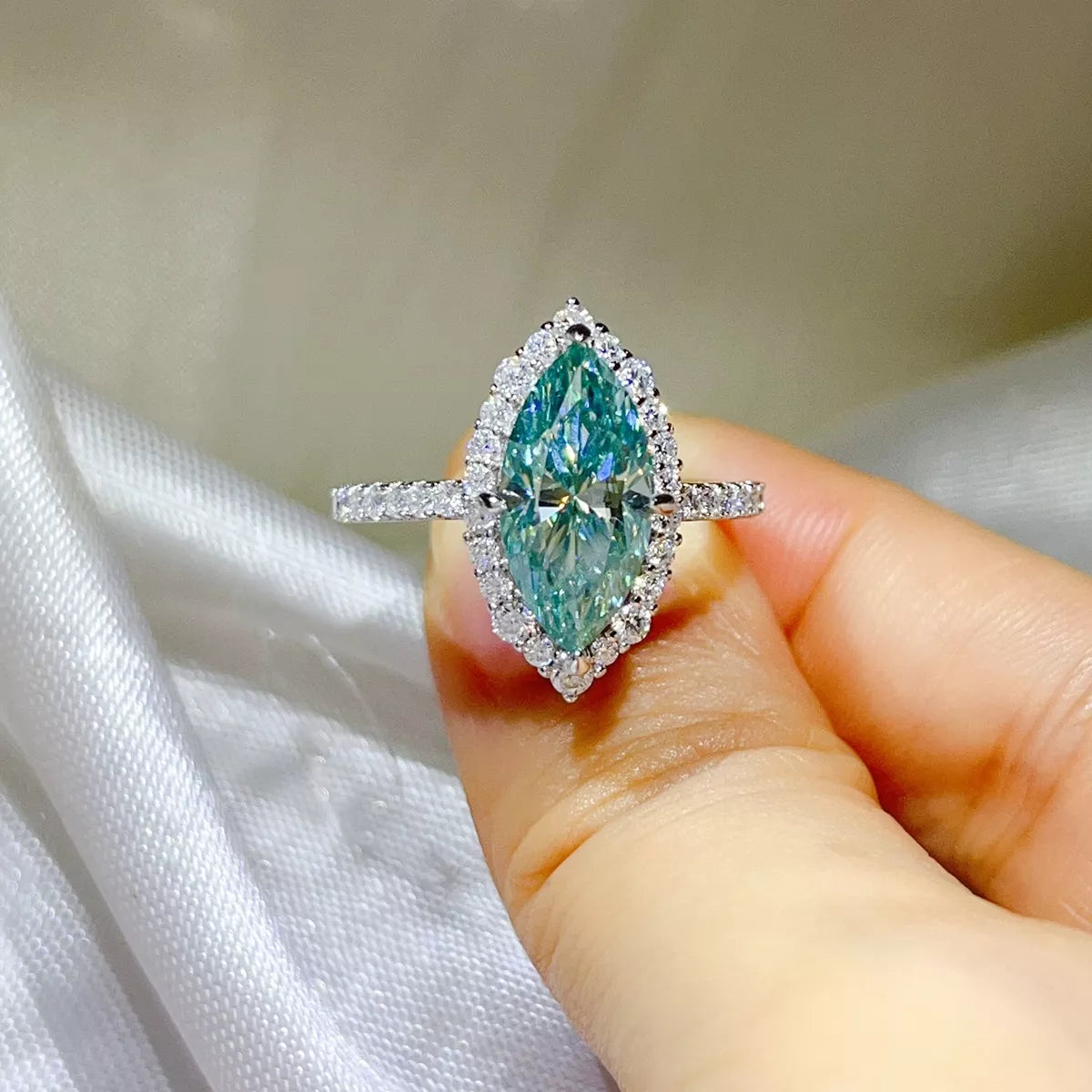 3 Carat 925 Sterling Silver Moissanite Ring - Lilixa.store