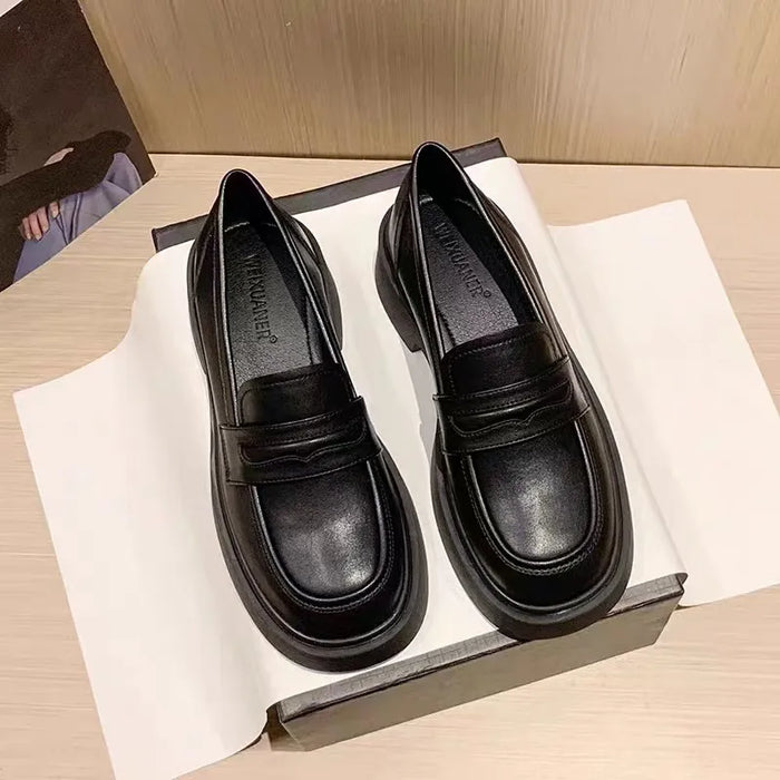 Round Toe Platform Loafers in Black