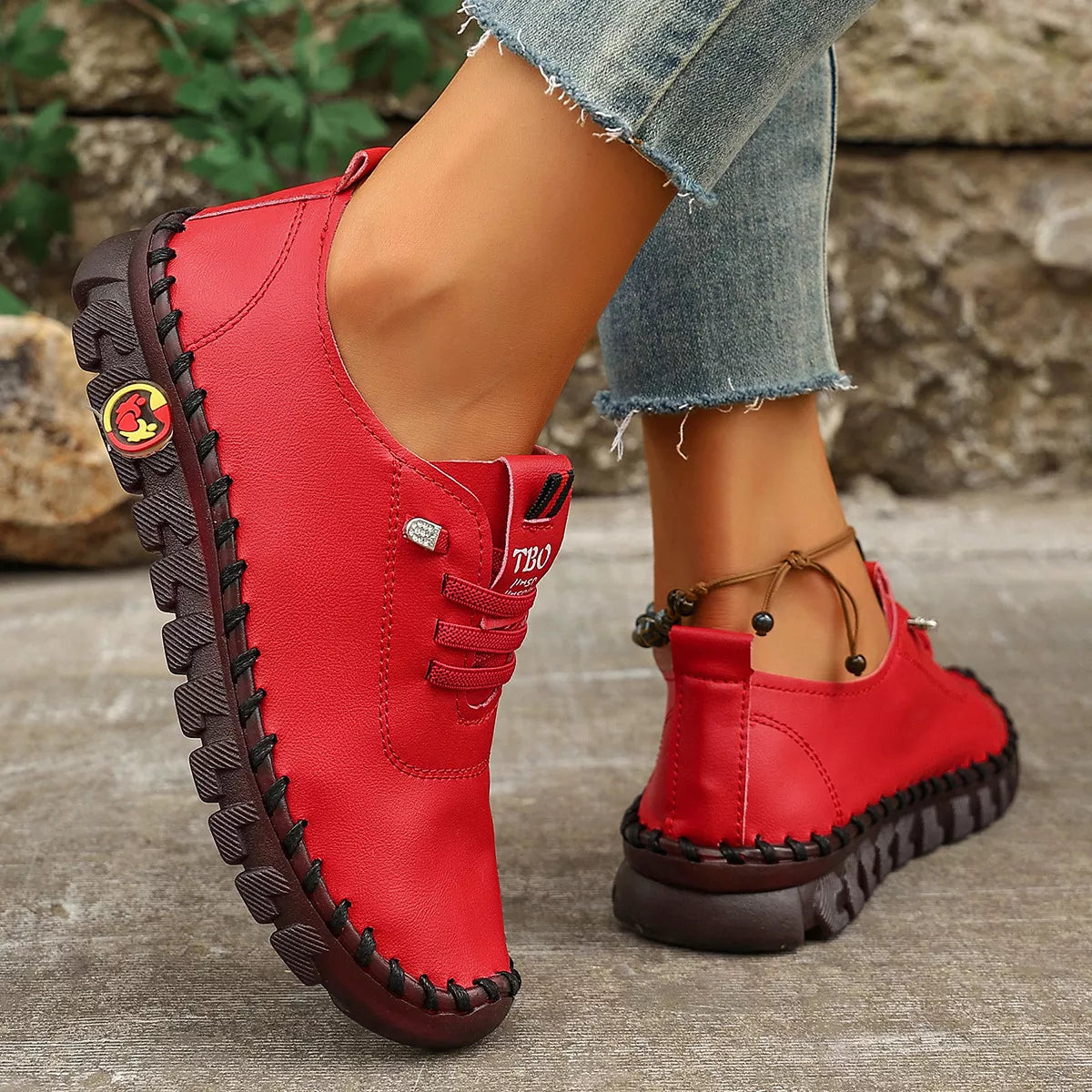 Round Toe Lace Up Sneakers - Lilixa.store