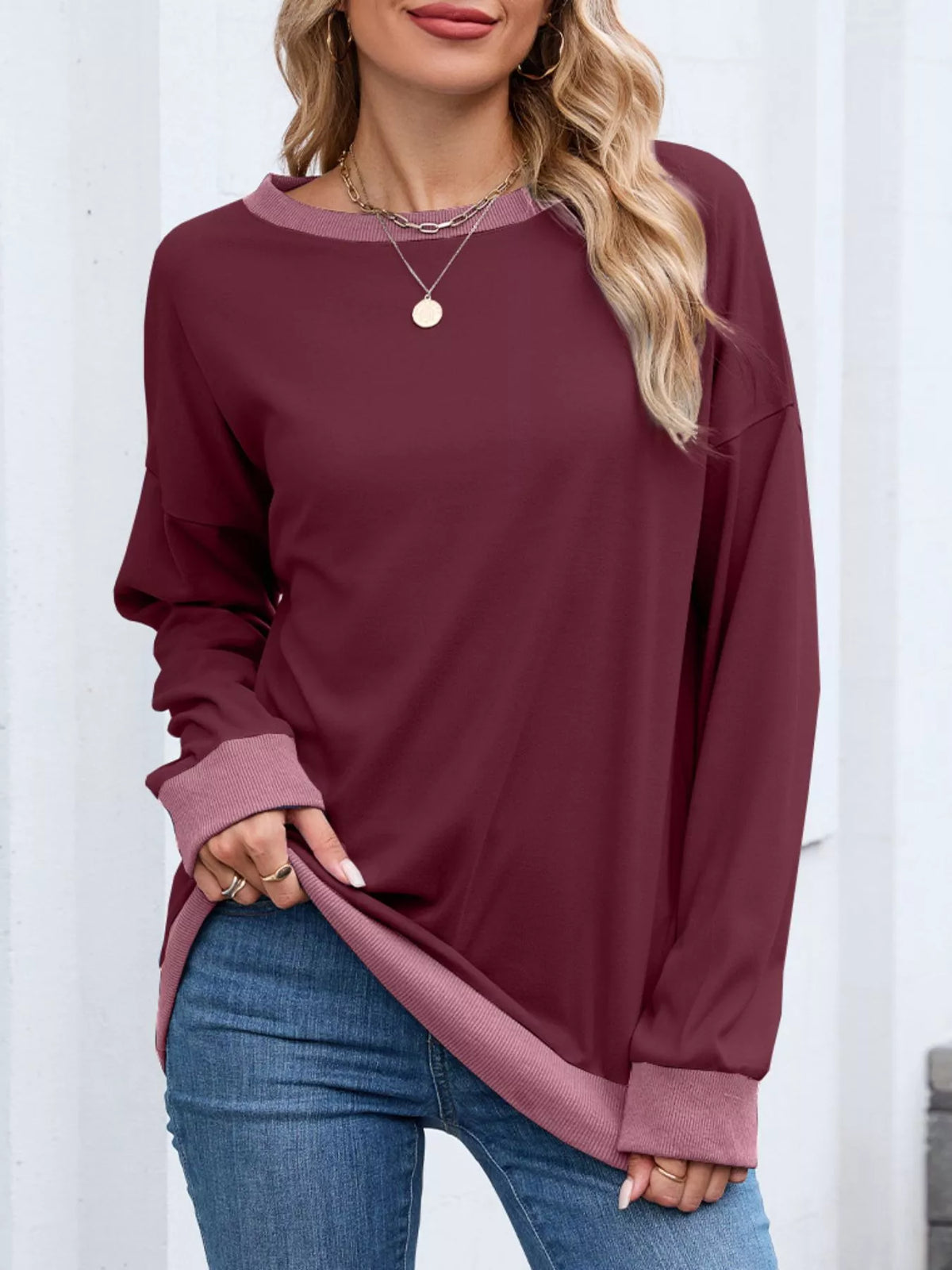 Contrast Trim Long Sleeve Sweatshirt in Burgundy