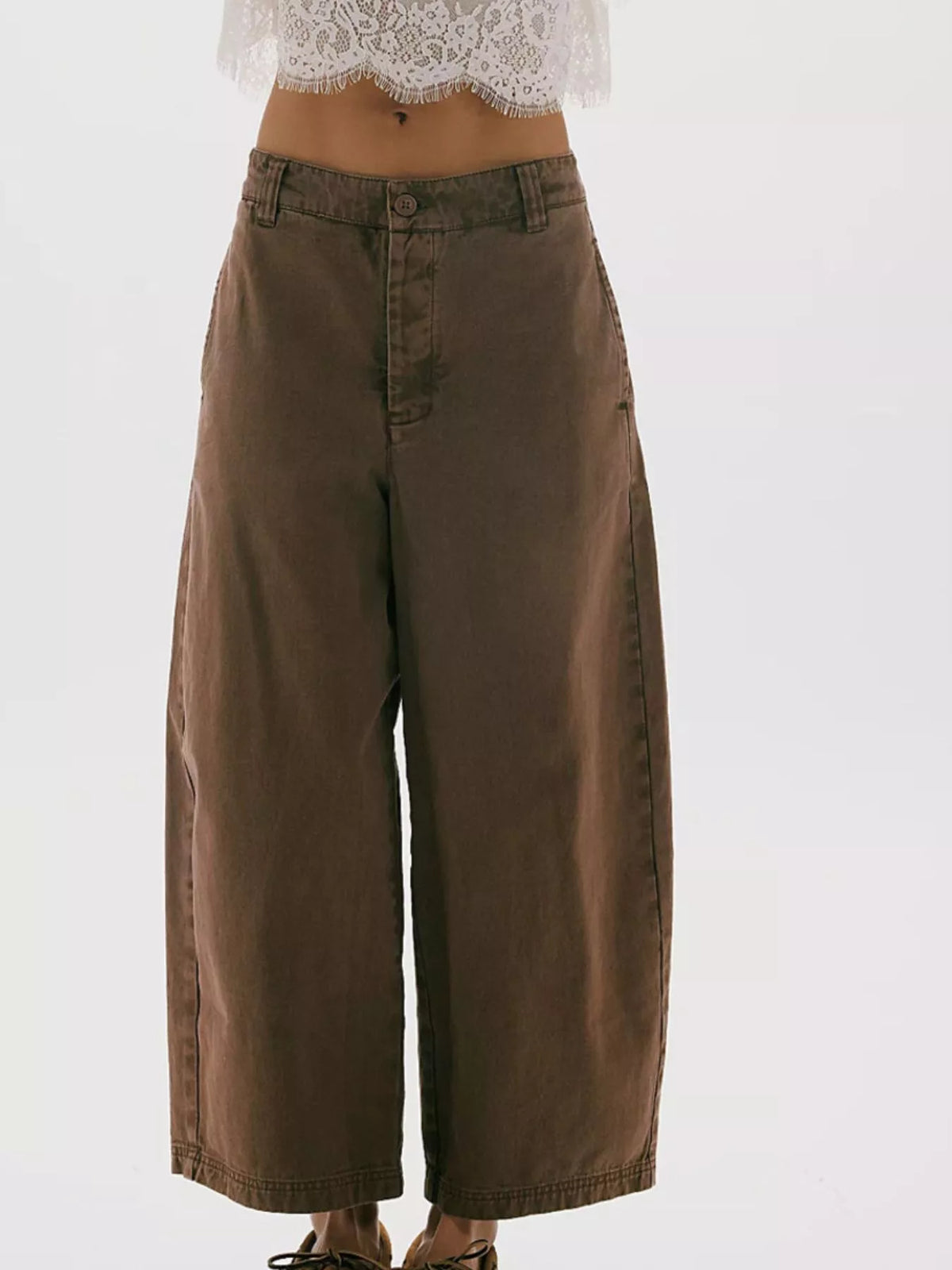 Wide-Leg Cropped Jeans