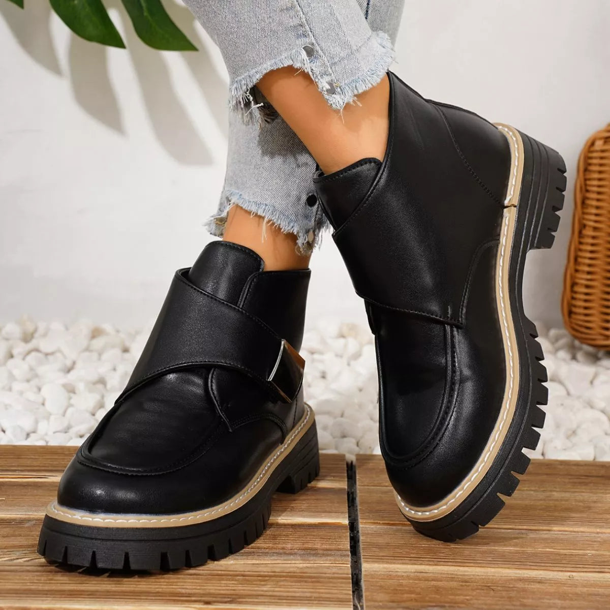 Round Toe Block Heels Boots - Lilixa.store