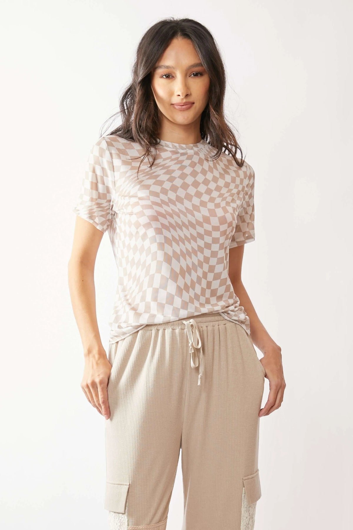 Davi & Dani Checker Board Printed Mesh Short Sleeve Top - Lilixa.store