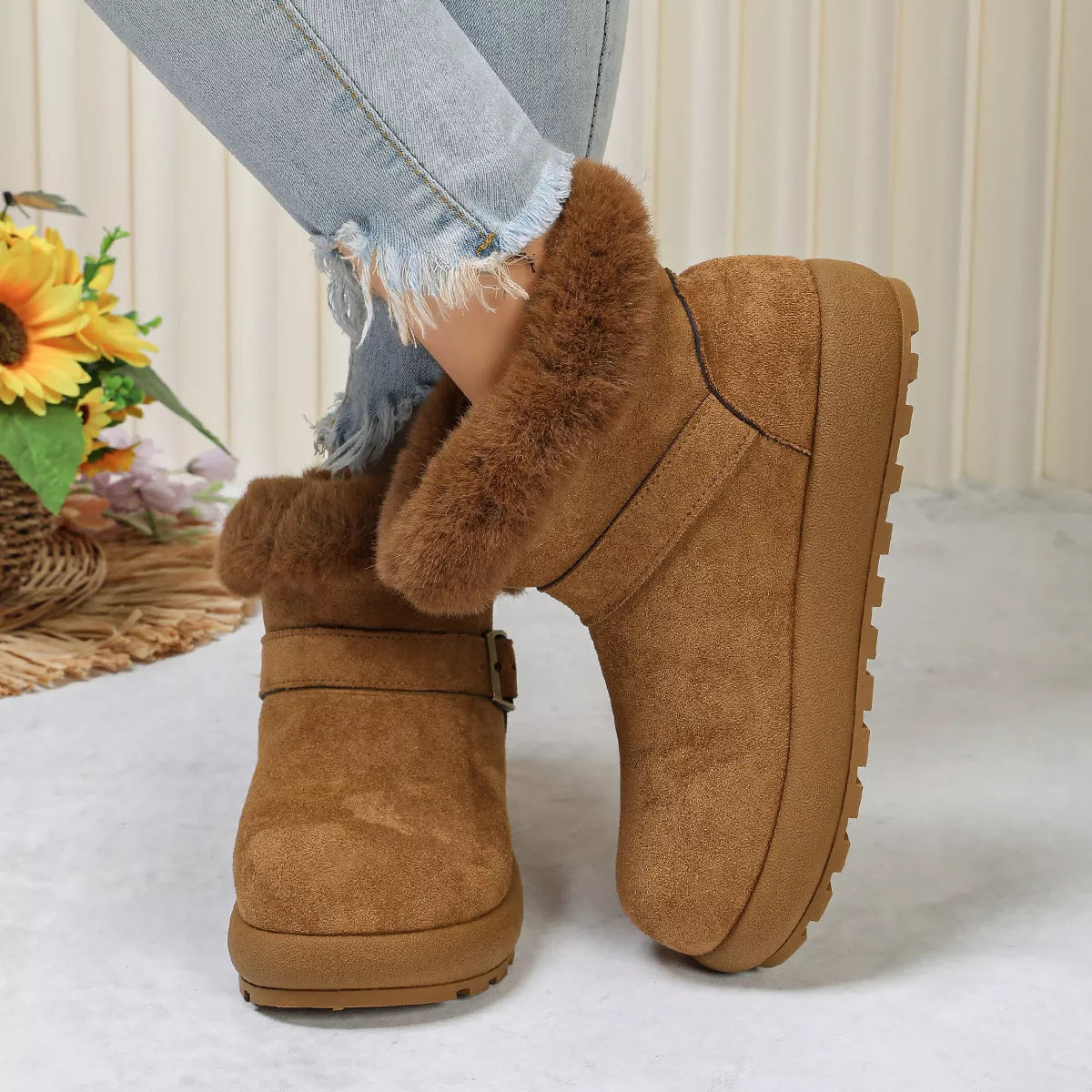 Round Toe Fuzzy Boots