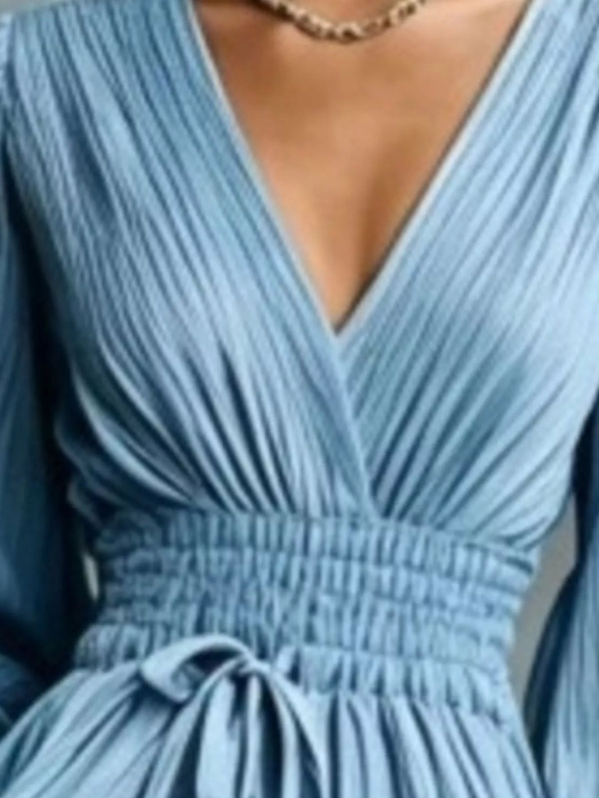 Elegant Pleated V-Neck Maxi Dress with Lantern Sleeves and Tie-Waist, view 4