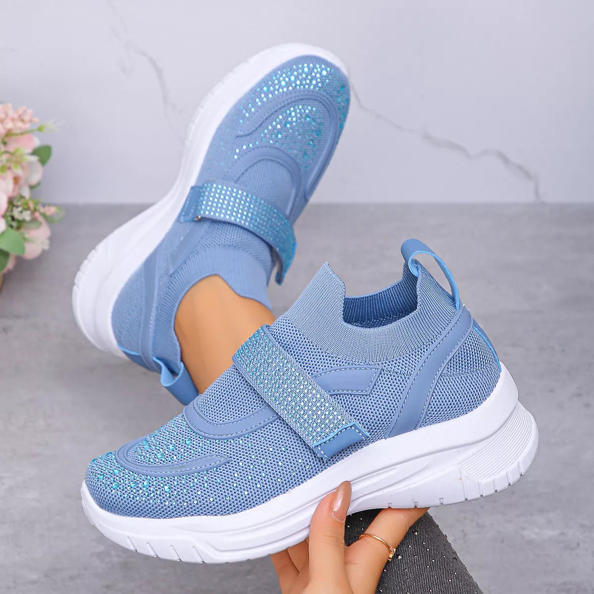 Round Toe Mesh Sneakers - Lilixa.store