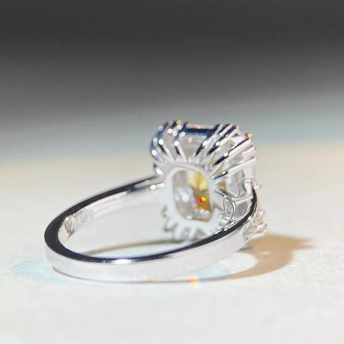 925 Sterling Silver Zircon Geometric Ring